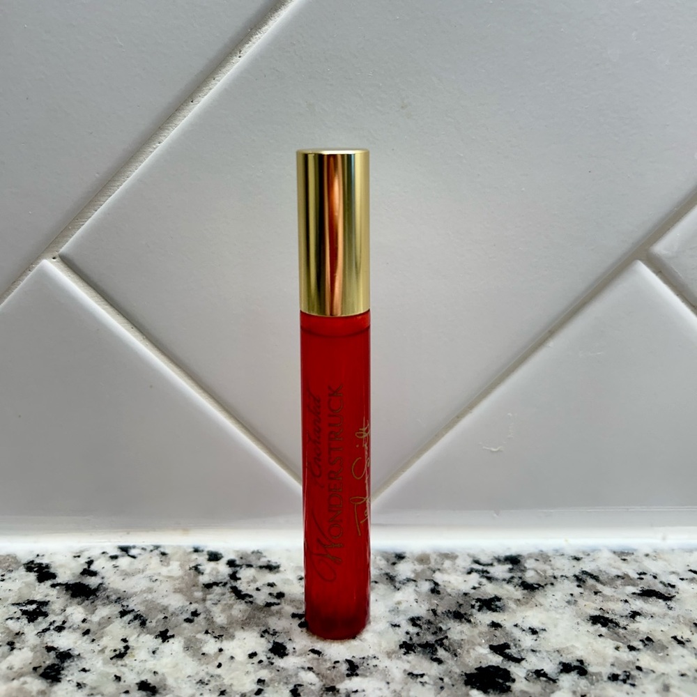 Taylor Swift Enchanted Wonderstruck Perfume Rollerball .33 fl oz 10ml NEVER USED